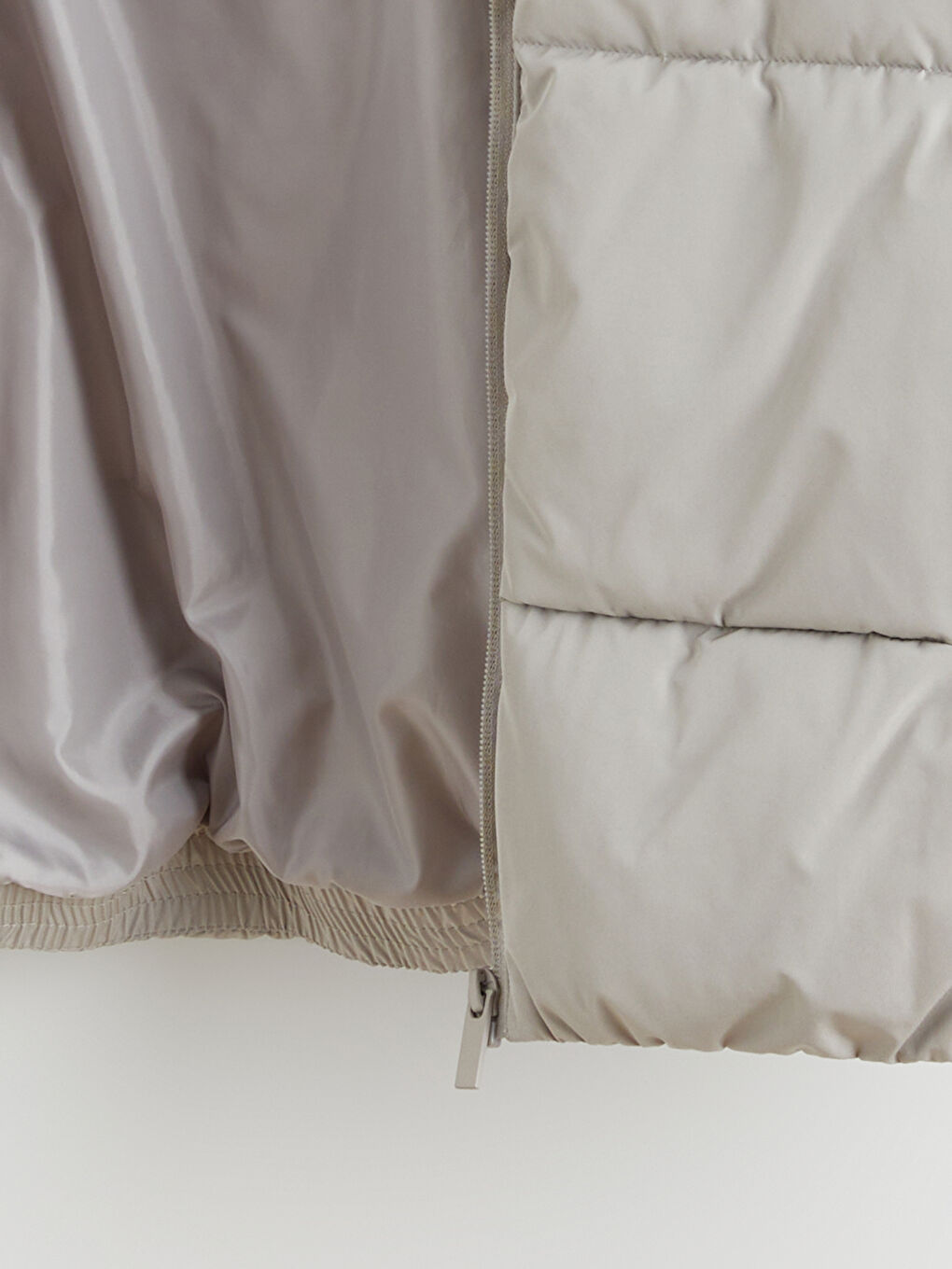 Bej Standart Kalıp Kapüşonlu Erkek Şişme Yelek-7