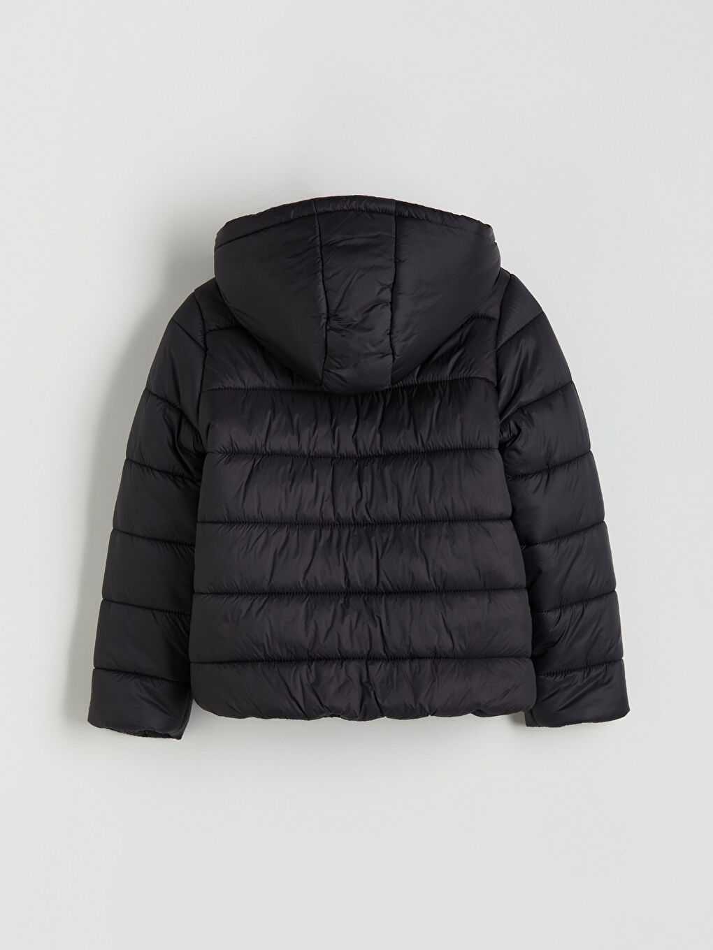 Siyah Kapüşonlu Kız Çocuk Şişme Mont-2