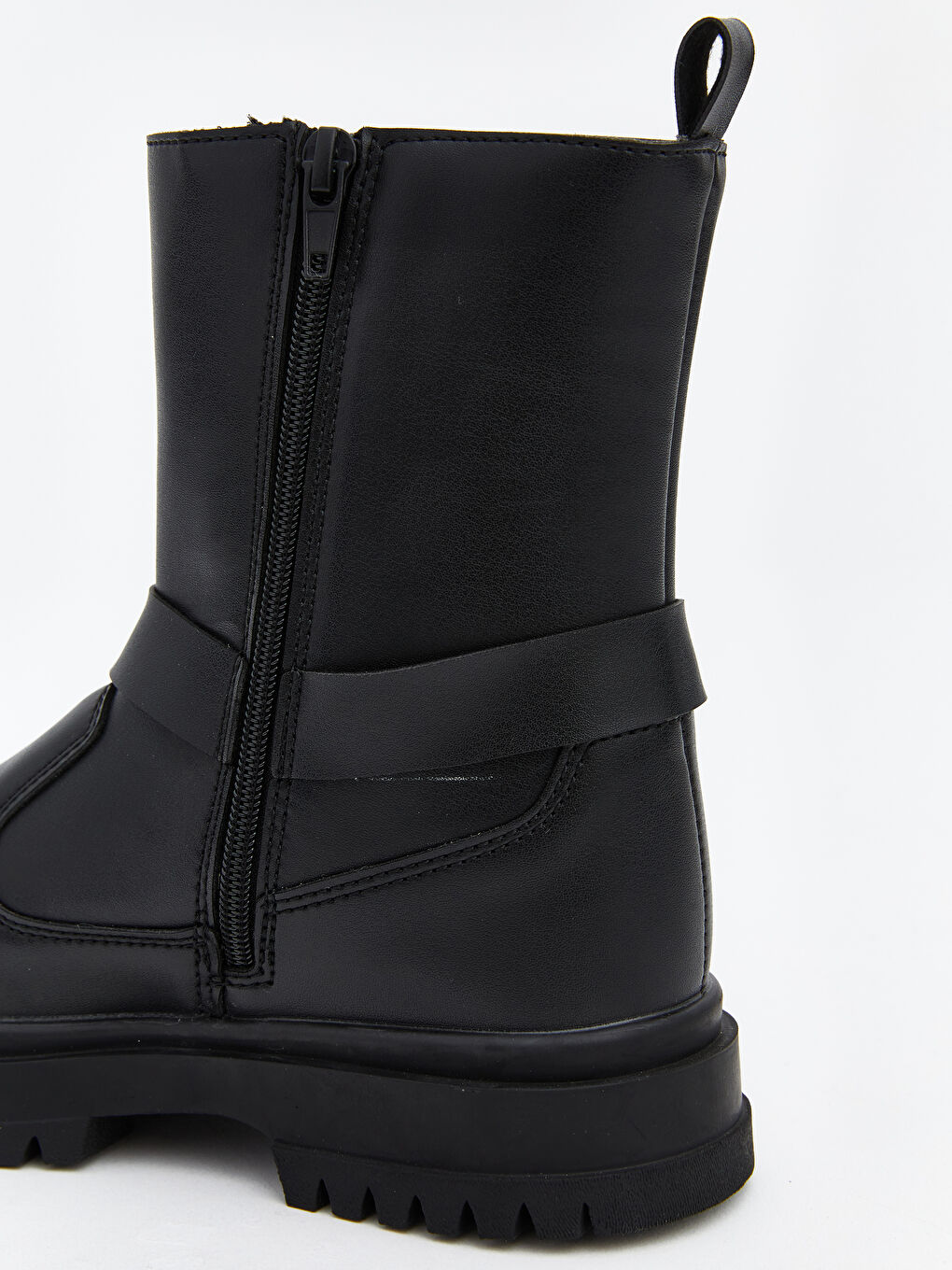 Siyah Deri Görünümlü Kız Çocuk Bot-4