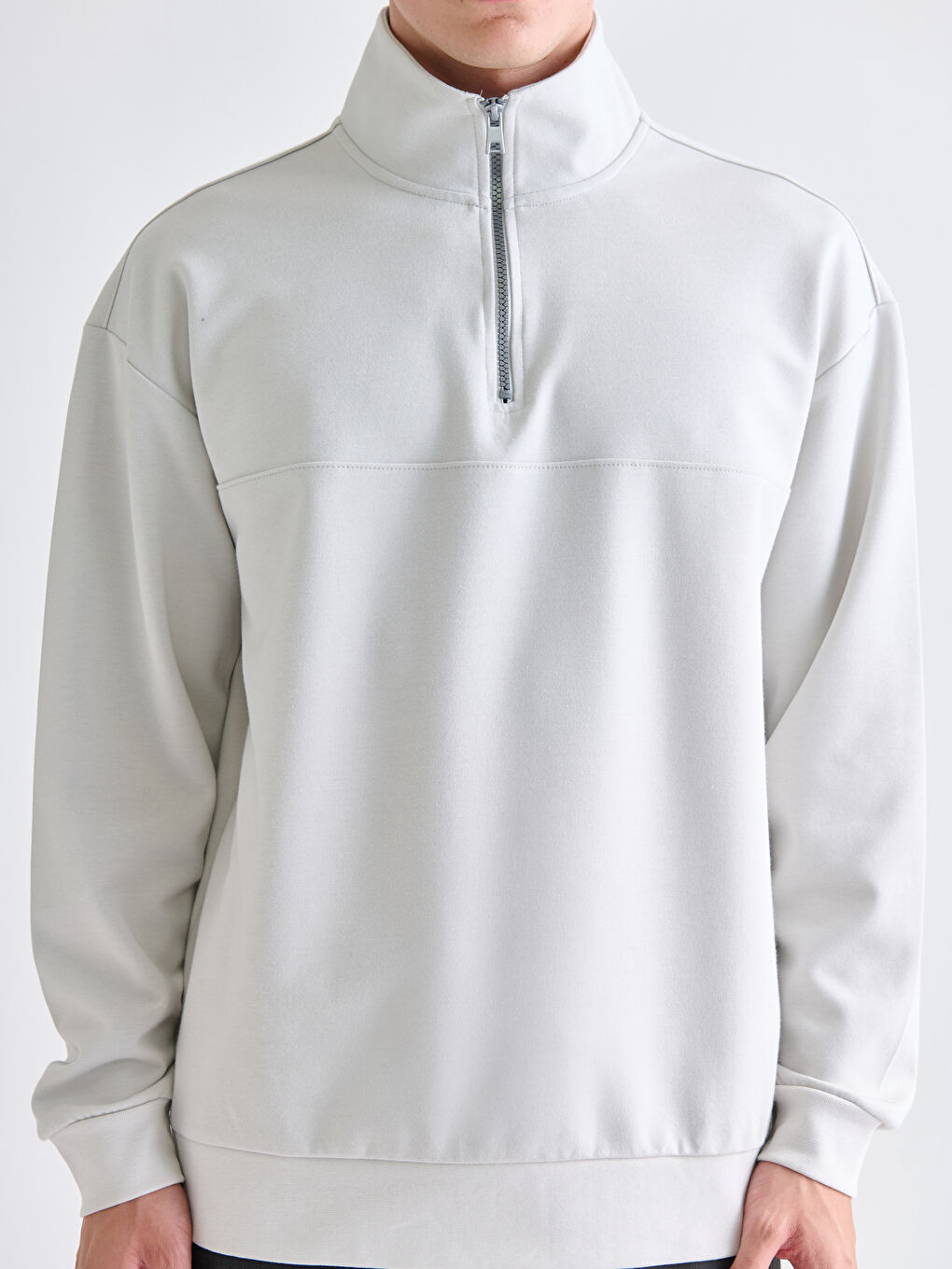 Gri Fermuarlı Dik Yaka Erkek Sweatshirt-2