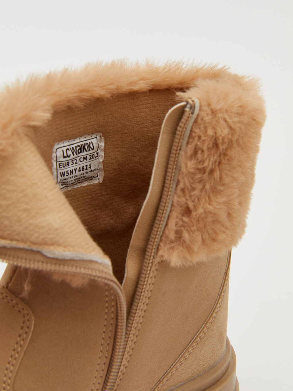 Bej Süet Görünümlü Kız Çocuk Bot-5