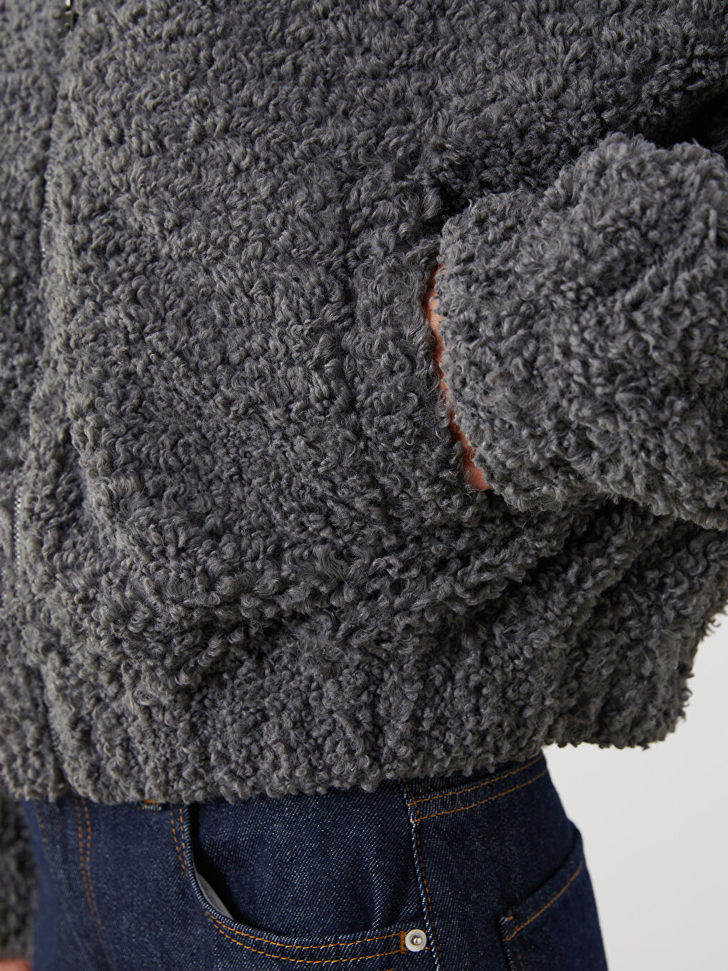 Gri Gömlek Yaka Kadın Pelüş Mont-2