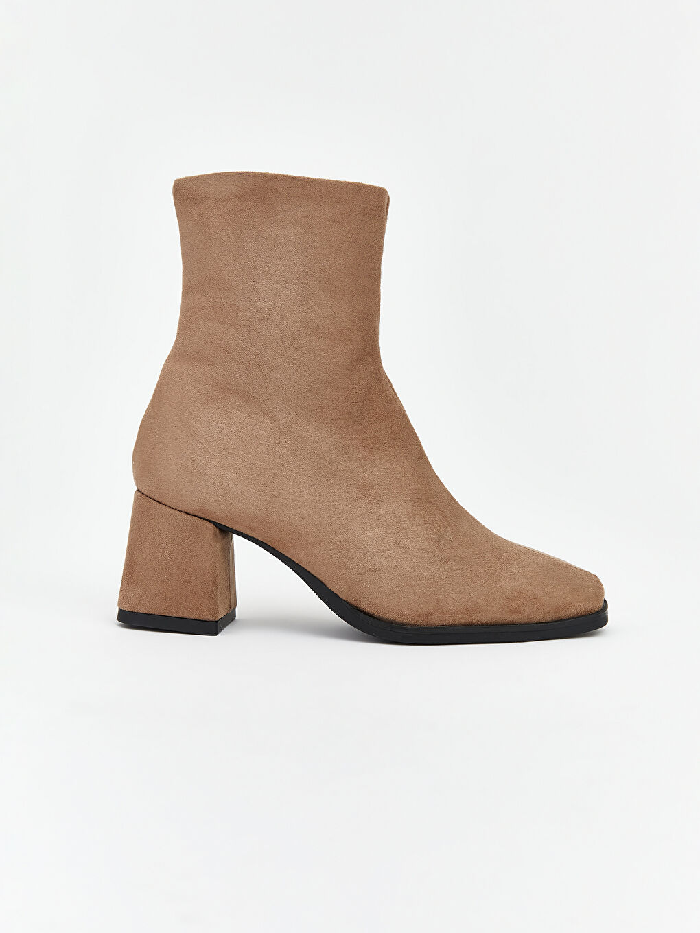 Bej Süet Görünümlü Kadın Topuklu Bot-1