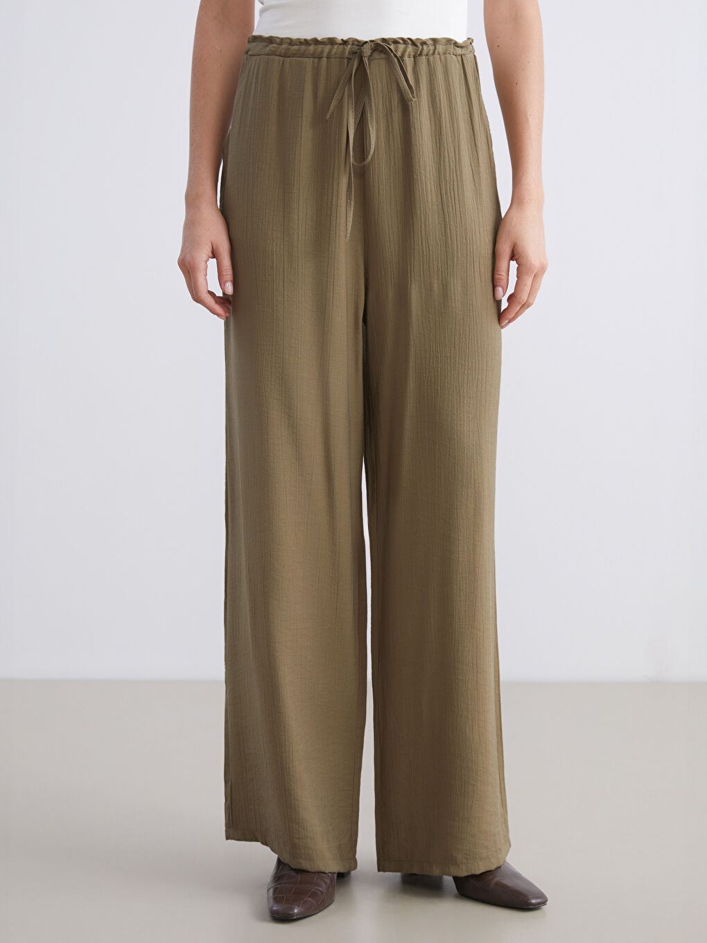 Haki Beli Lastikli Geniş Paça Kadın Pantolon-2