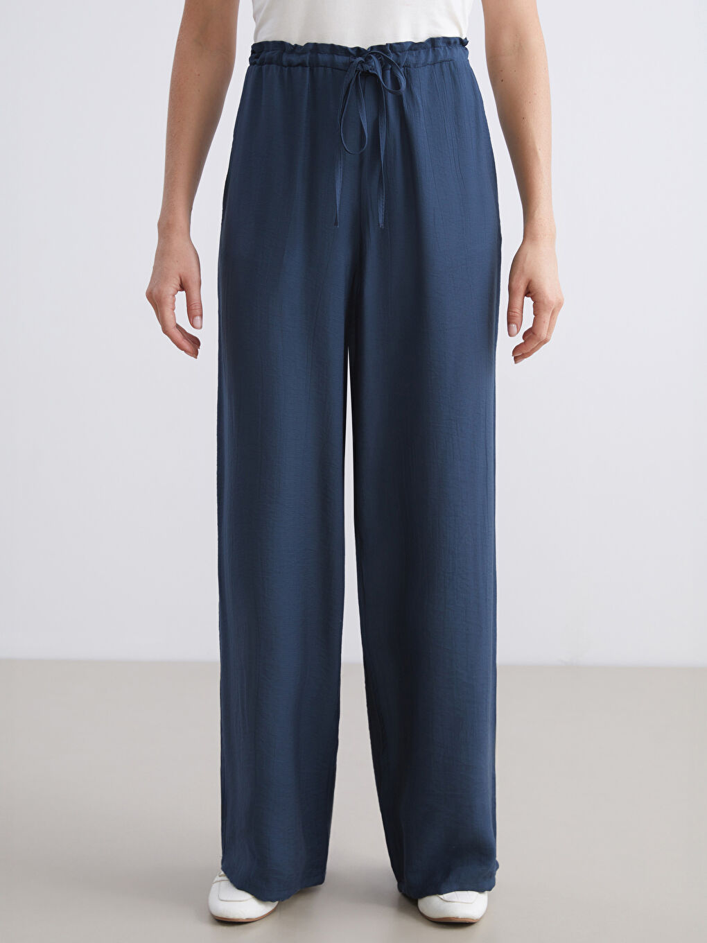 Elastic Waist Wide Leg Women's Trousers-3