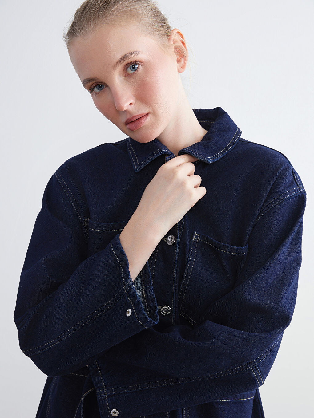 Collared Neck Women's Denim Jacket-3