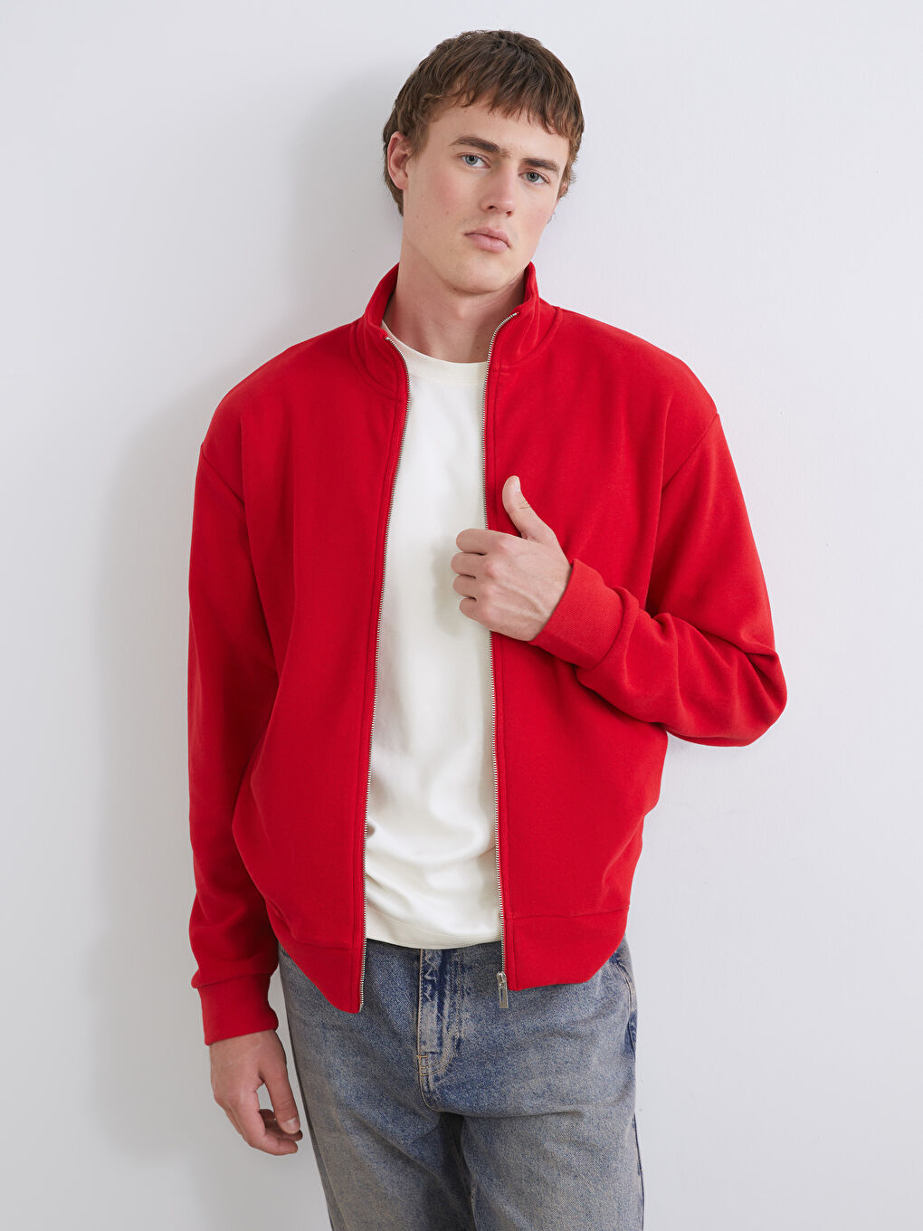 Man RED Zip-Up Sweatshirt