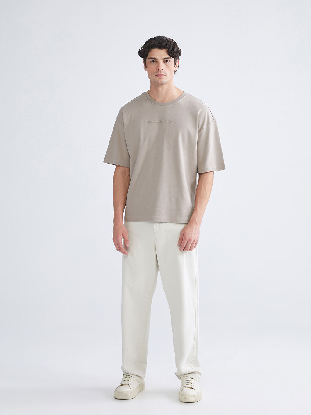 Bej Bisiklet Yaka Baskılı Erkek Tişört-1