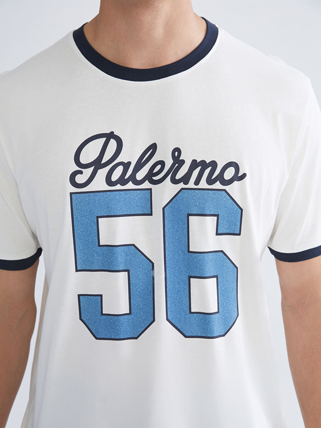 Ekru Bisiklet Yaka Baskılı Penye Erkek Tişört-2