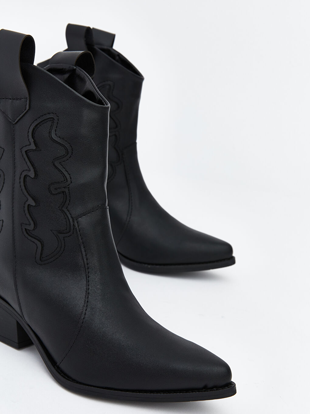 Siyah Süet Görünümlü Kadın Çizme-2