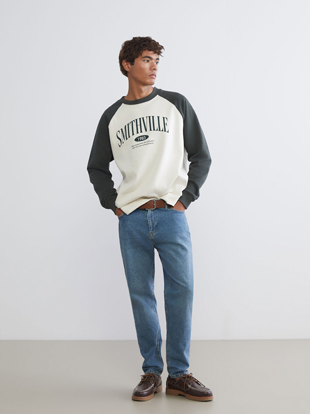 سويت شيرت للرجال مطبوع بياقة دائرية-1