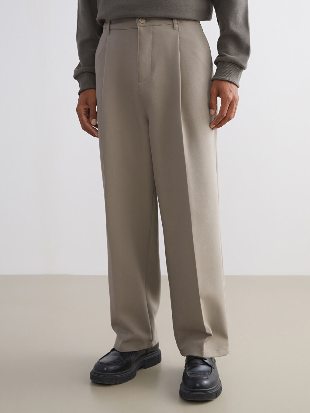 Bej Rahat Kalıp Erkek Pantolon-2