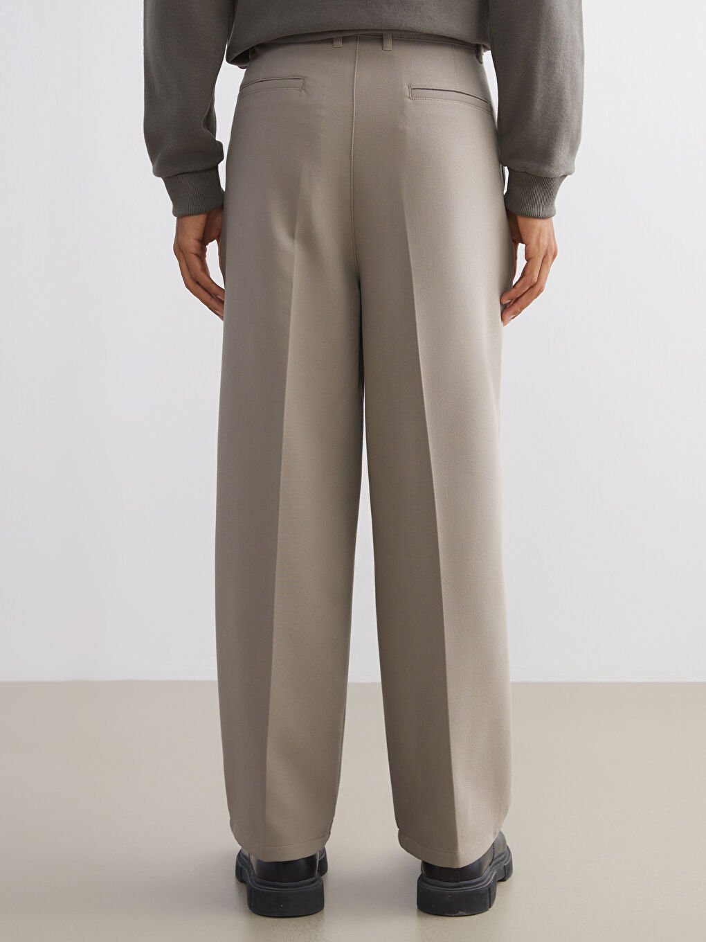 Bej Rahat Kalıp Erkek Pantolon-4