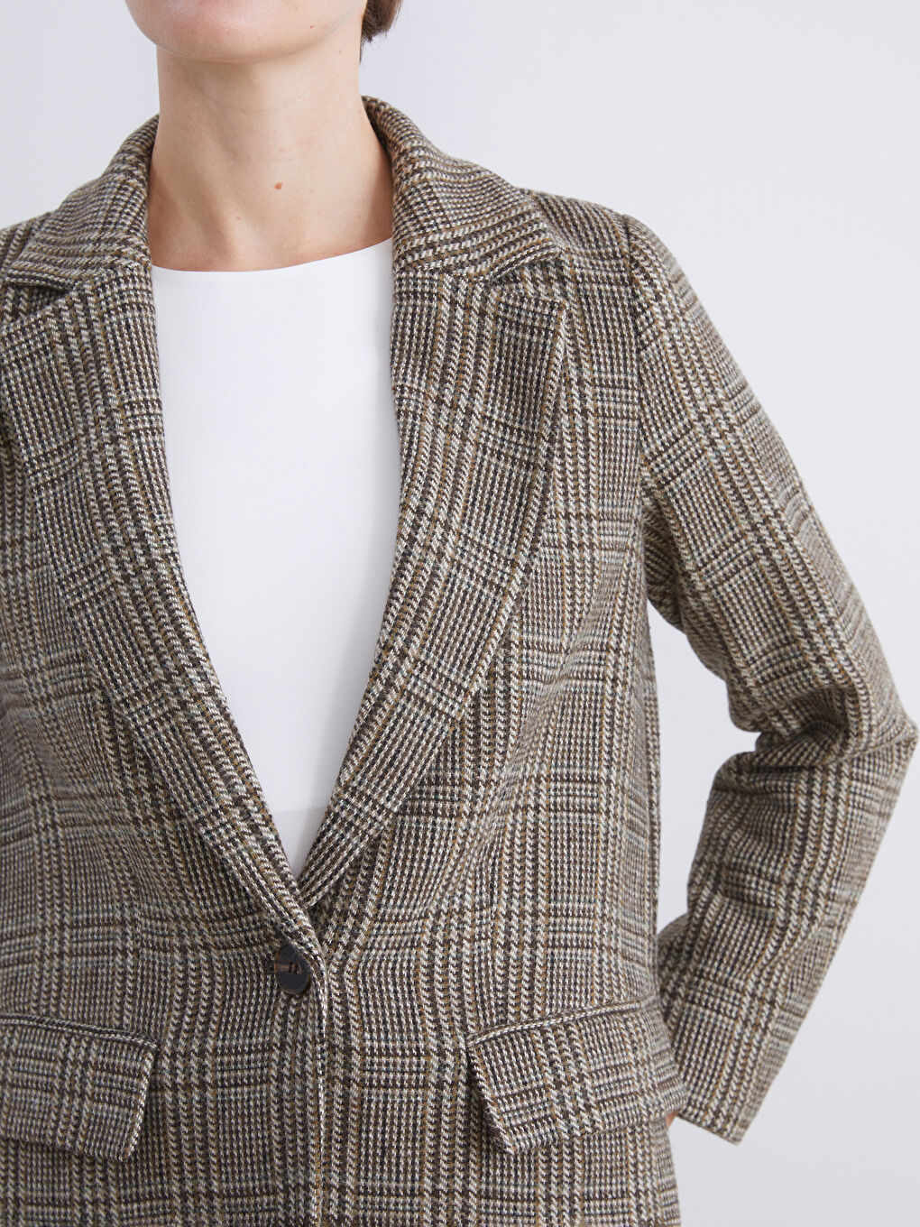 Kahverengi V Yaka Ekose Kadın Kaşe Blazer Ceket-2