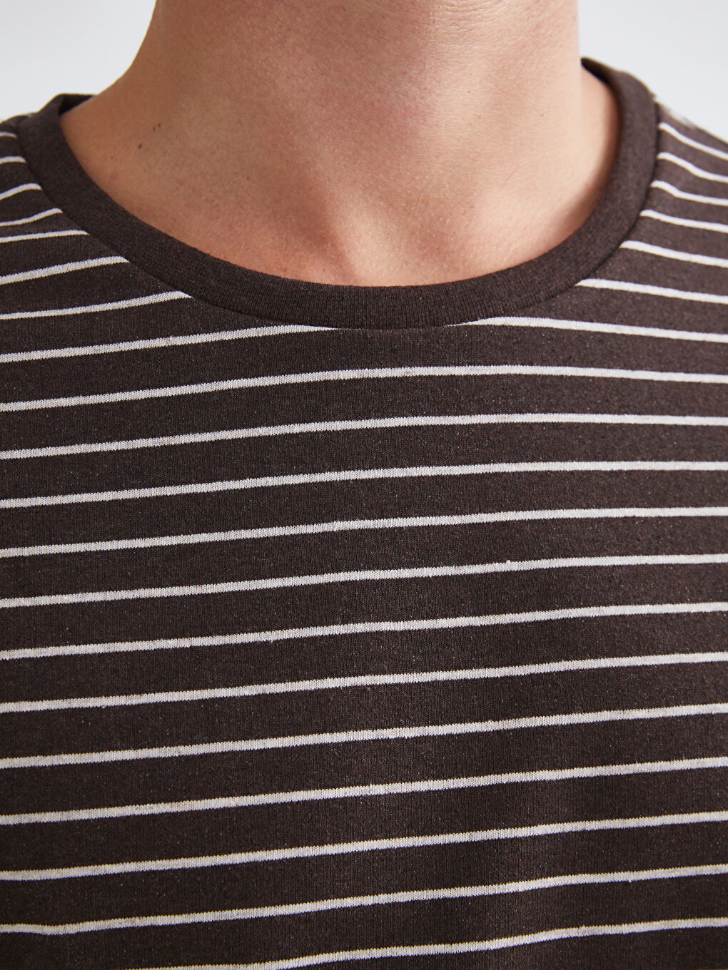 Kahverengi Bisiklet Yaka Uzun Kollu Çizgili Erkek Tişört-2