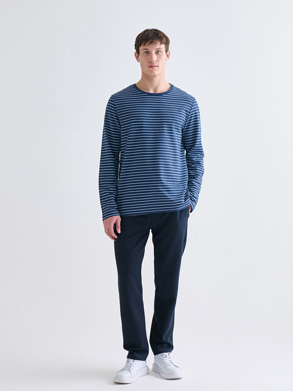 Lacivert Bisiklet Yaka Uzun Kollu Çizgili Erkek Tişört-1