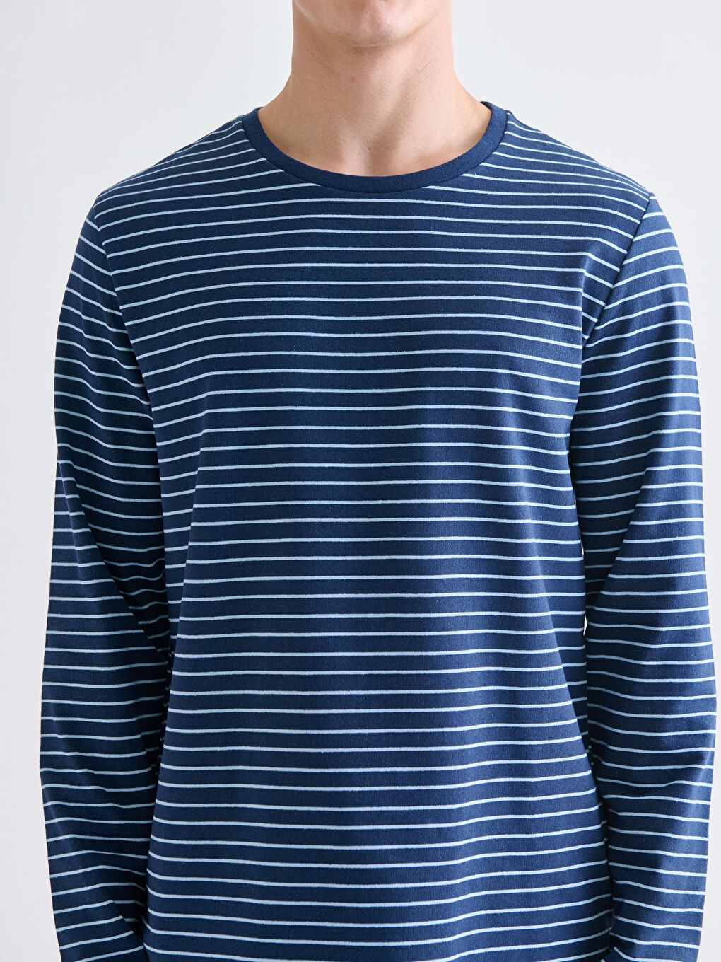 Lacivert Bisiklet Yaka Uzun Kollu Çizgili Erkek Tişört-2