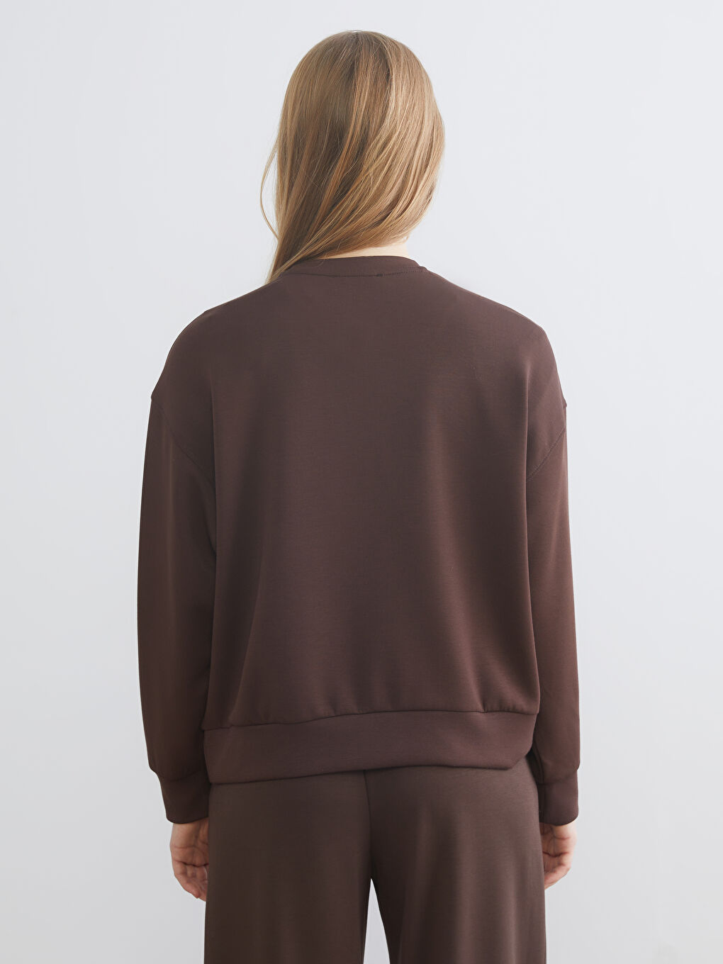 Kahverengi Bisiklet Yaka Oversize Kadın Sweatshirt-3