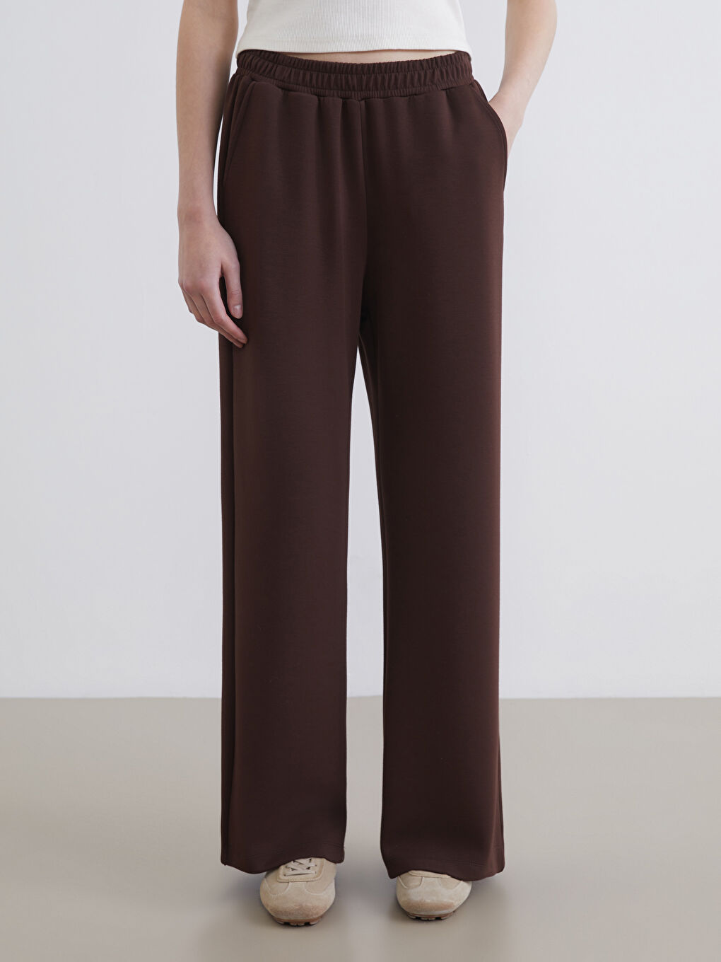 Kahverengi Beli Lastikli Geniş Paça Kadın Eşofman Altı-1