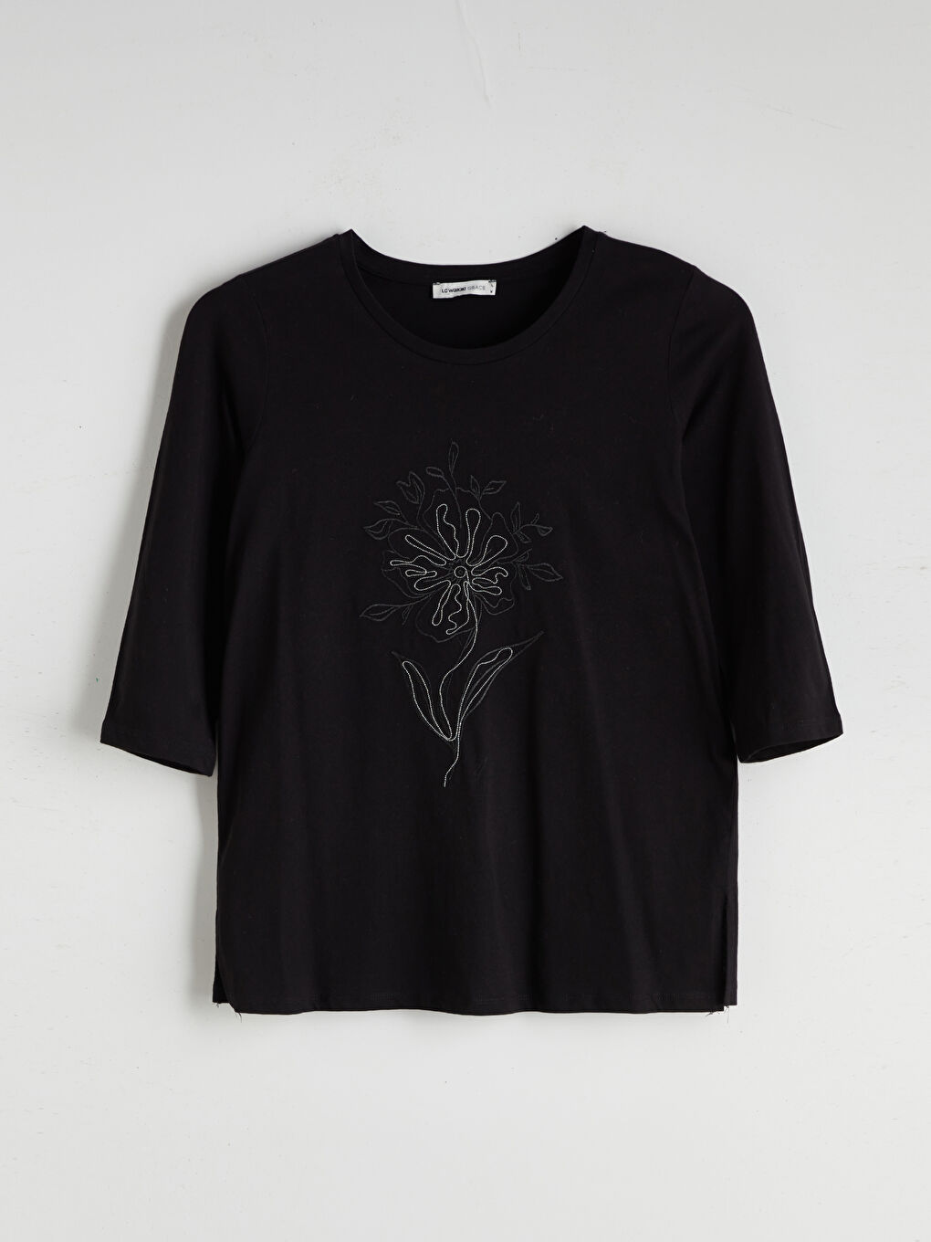 Блузка з круглим вирізом горловини та вишитим квітковим орнаментом-4