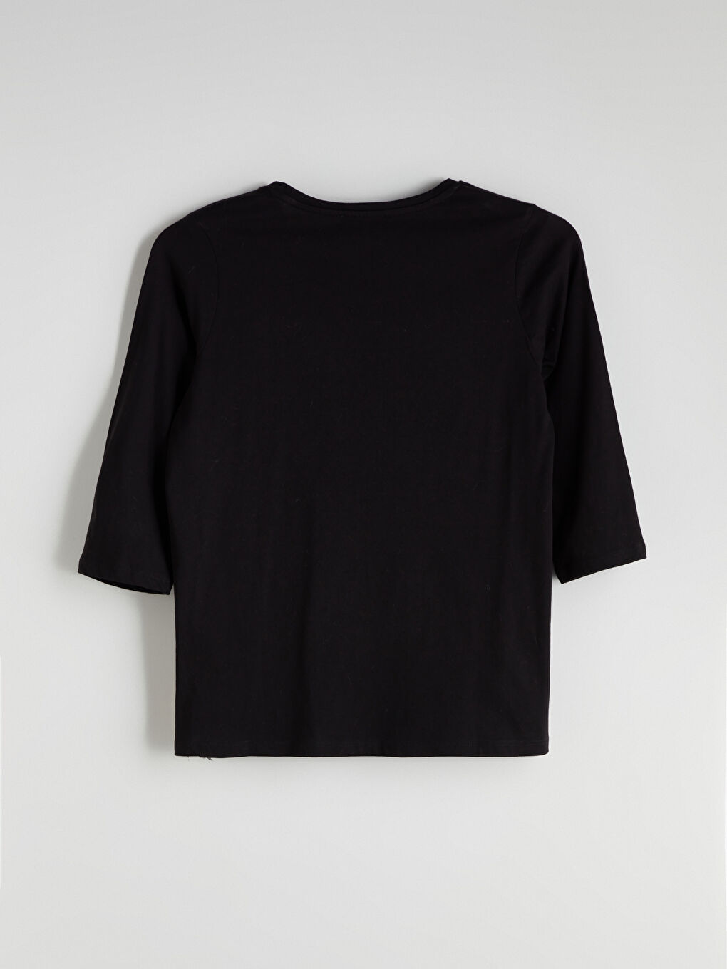 Блузка з круглим вирізом горловини та вишитим квітковим орнаментом-5