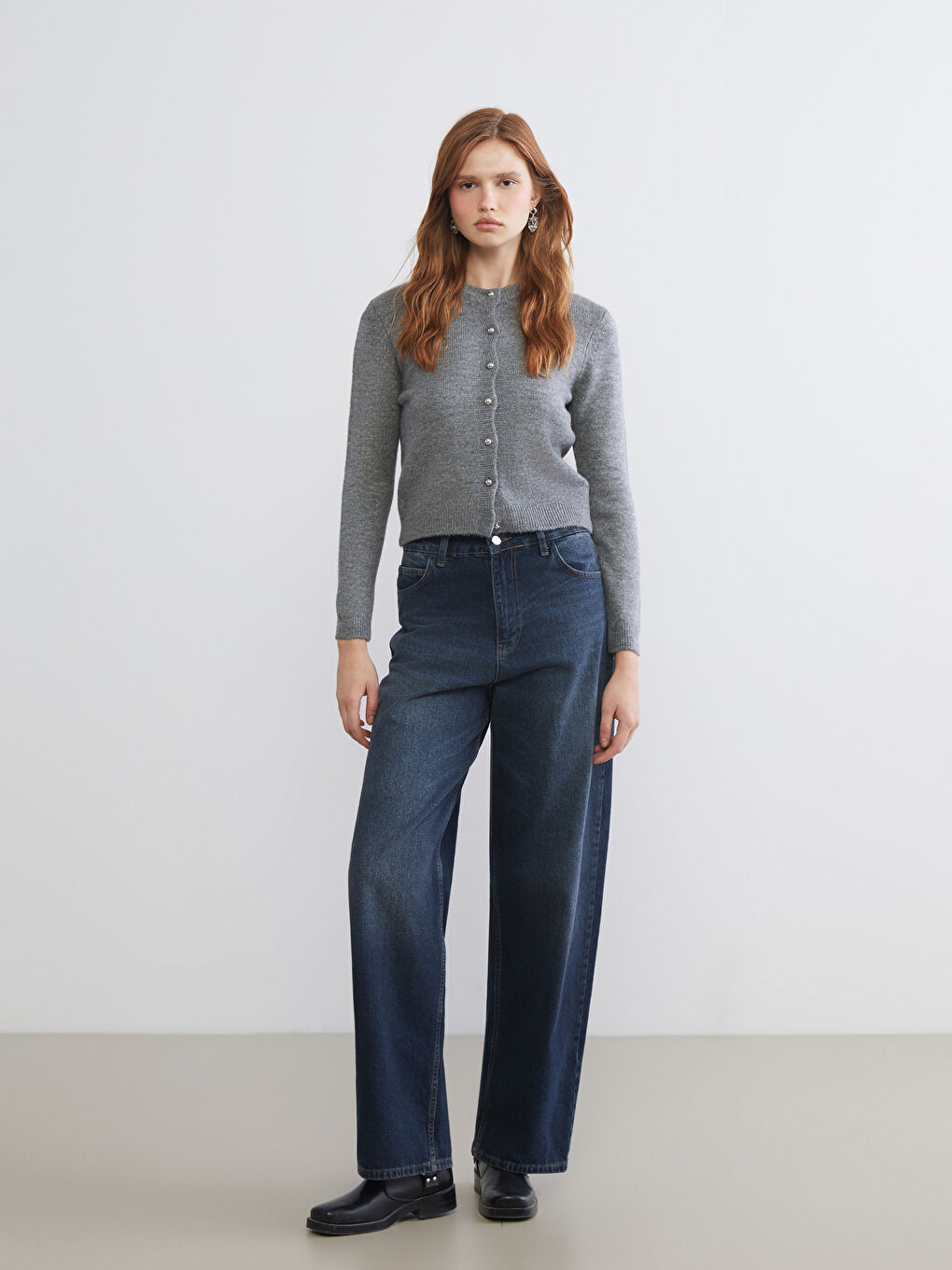 Gri Bisiklet Yaka Kadın Triko Hırka-1