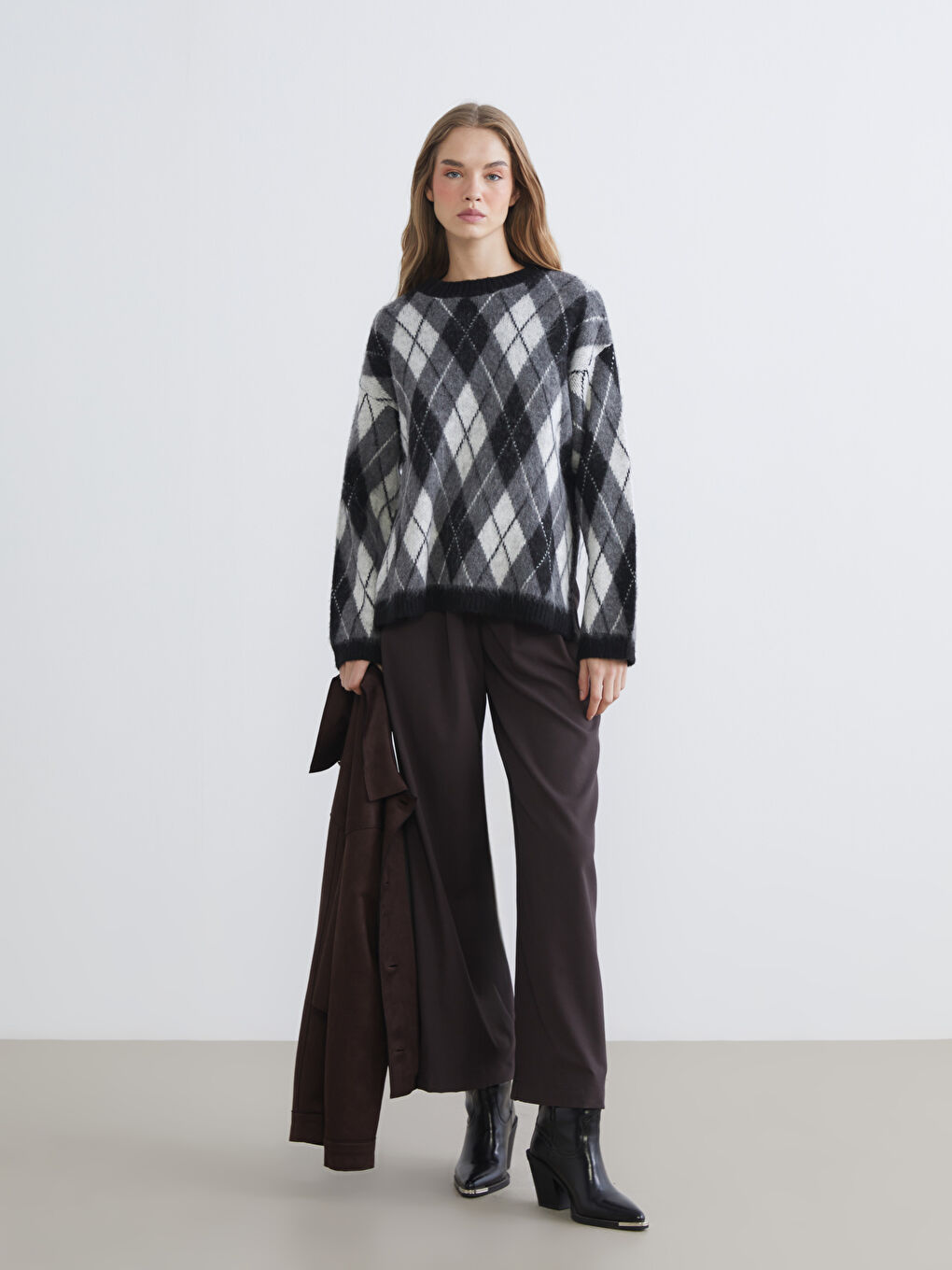 Siyah Baklava Desenli Oversize Kadın Triko Kazak-1