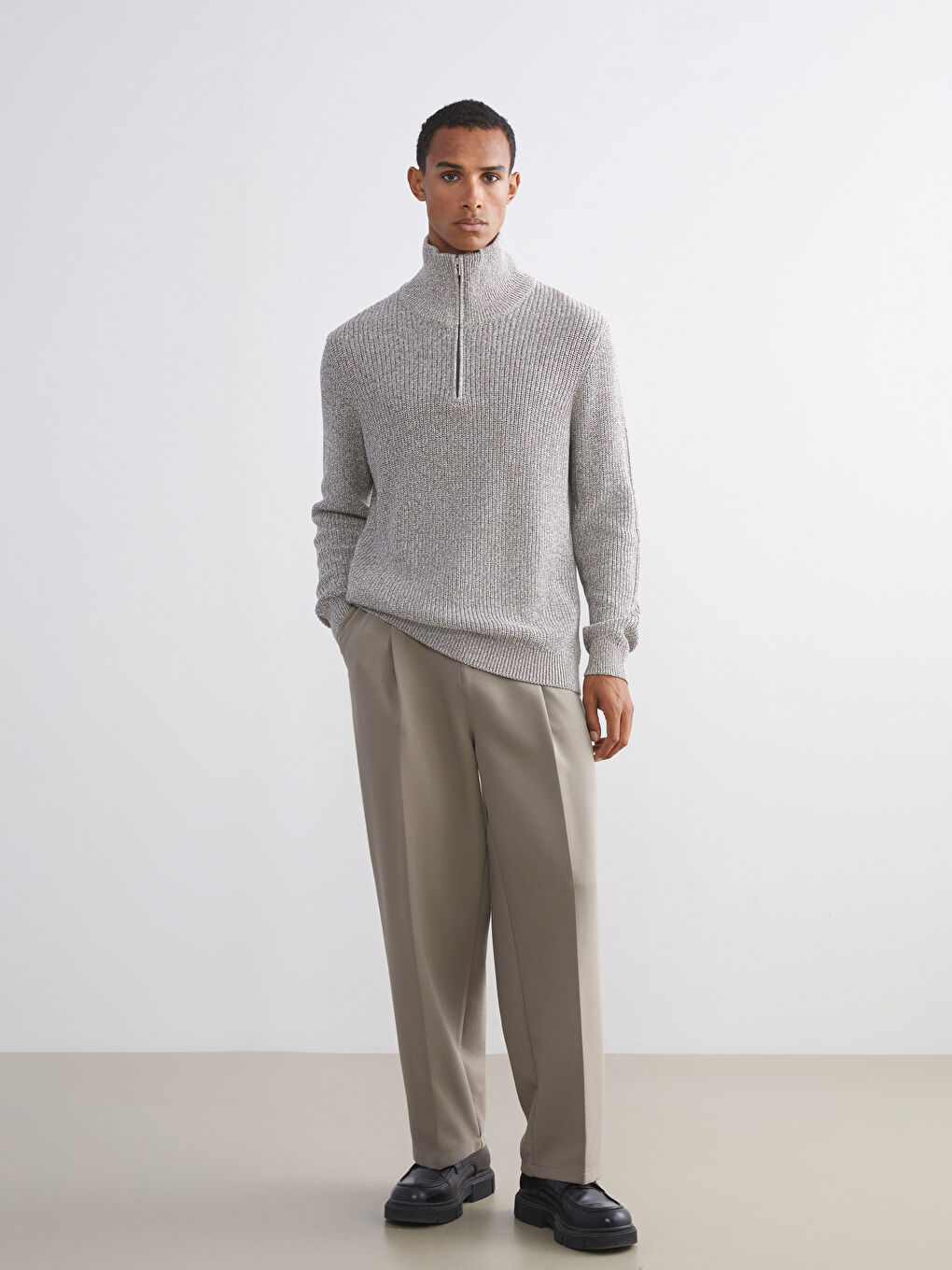 Свитер с молнией и воротником-труба для мужчин из трикотажа-1