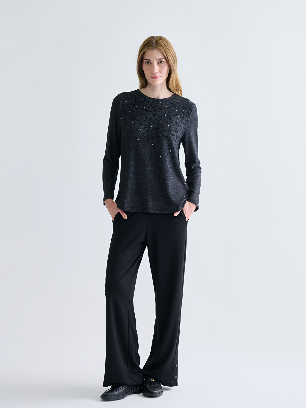 Crew Neck Embellished Women's Knitwear Sweater-1