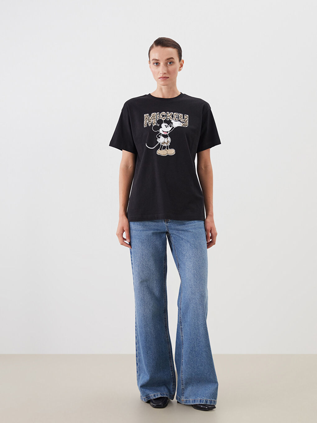 LCW Comfort Crew Neck Mickey Mouse Printed Women's T-Shirt -W5I417Z8-CVL
