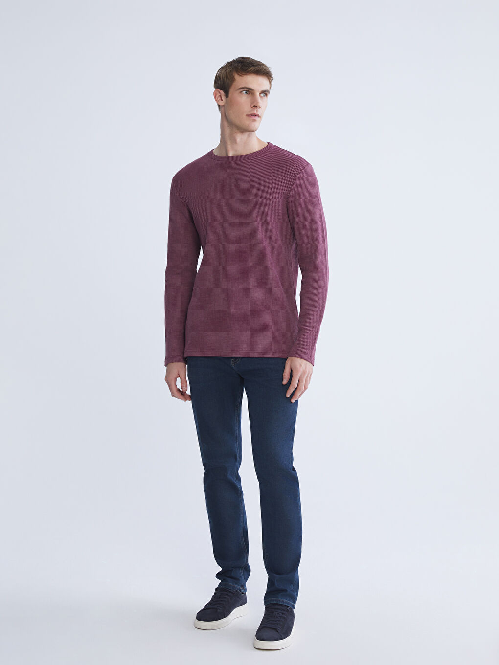 تيشيرت كم طويل بياقة دائرية للرجال-1