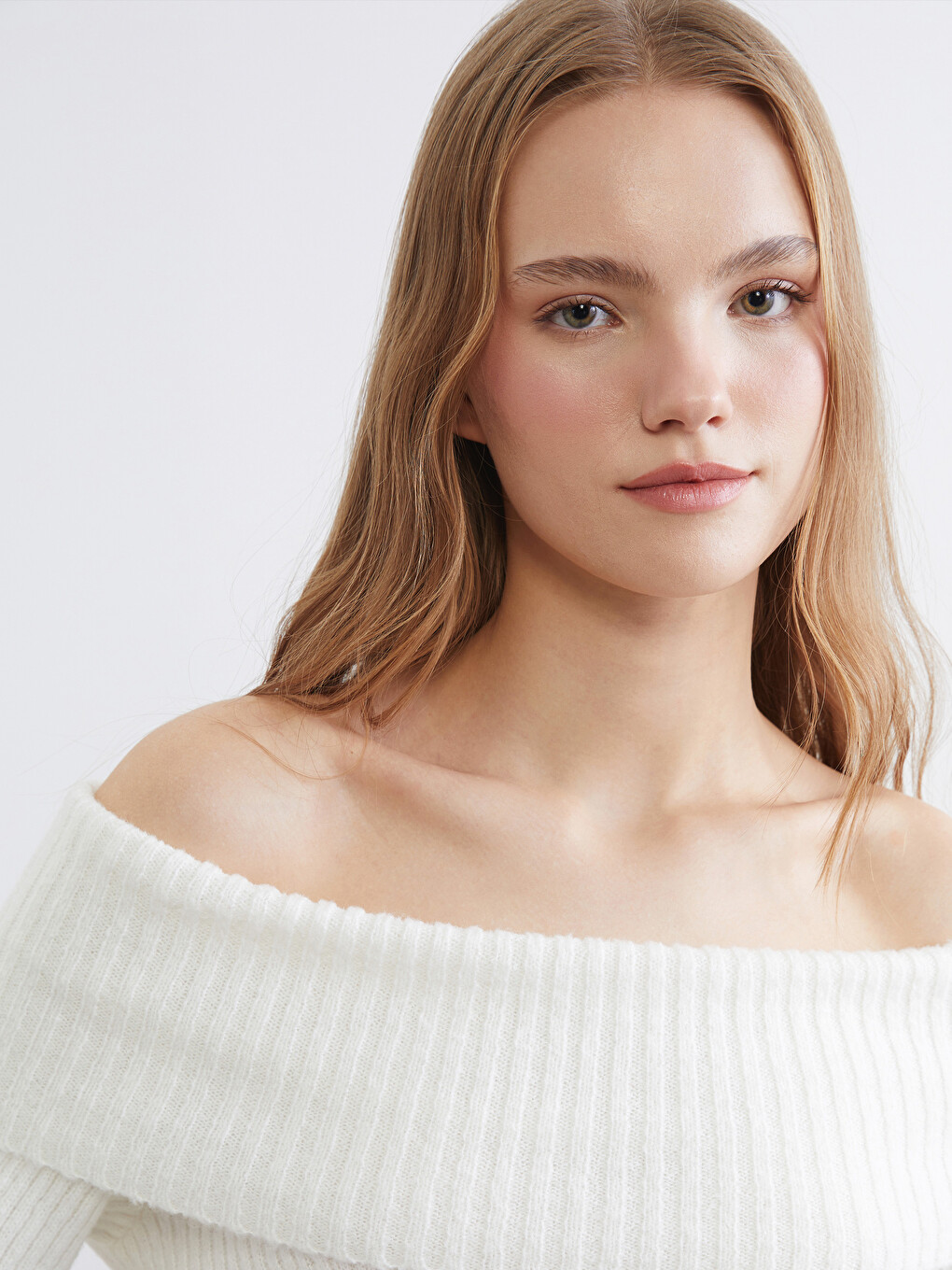 Slash Neck Women's Knitwear Sweater-2