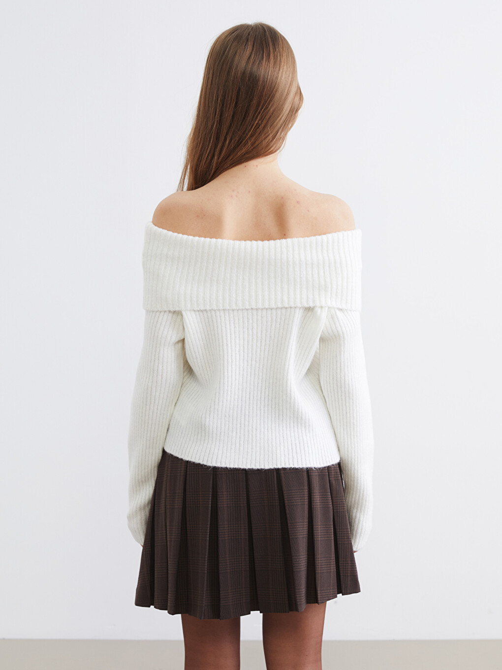 Slash Neck Women's Knitwear Sweater-3