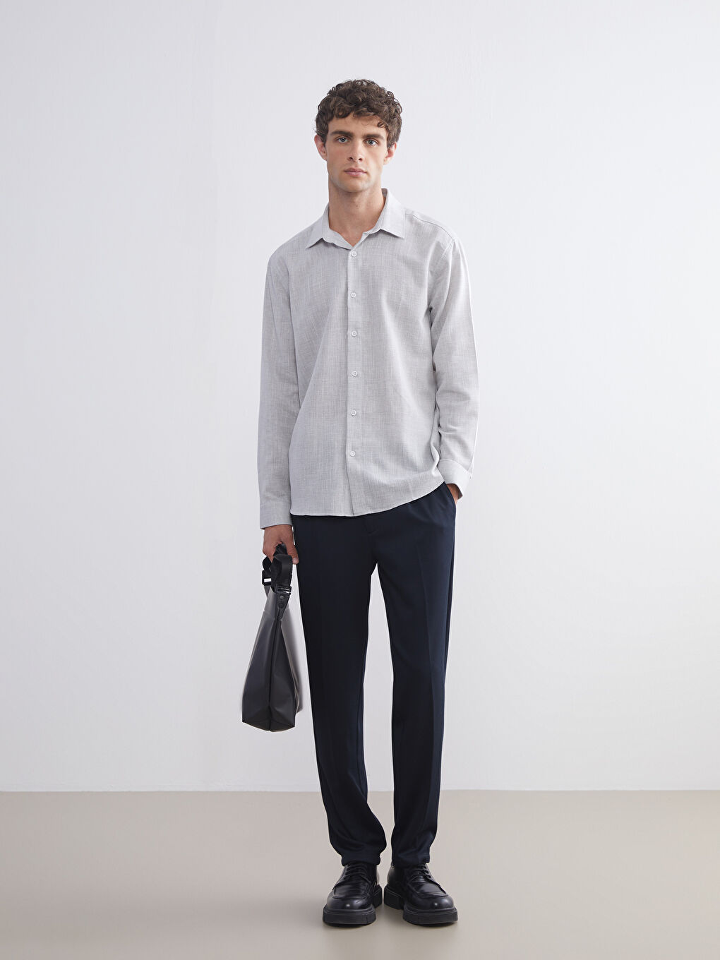 Gri Regular Fit Uzun Kollu Armürlü Erkek Gömlek-1