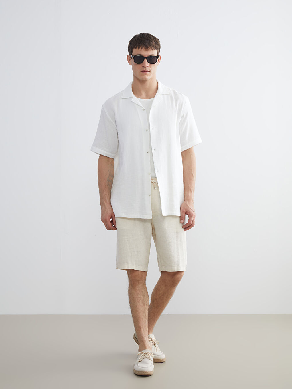 Ekru Standart Fit Kısa Kollu Erkek Gömlek-1