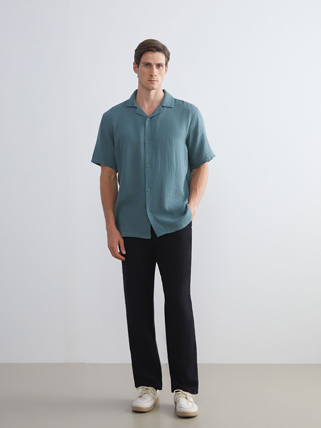 Petrol Standart Fit Kısa Kollu Erkek Gömlek-1