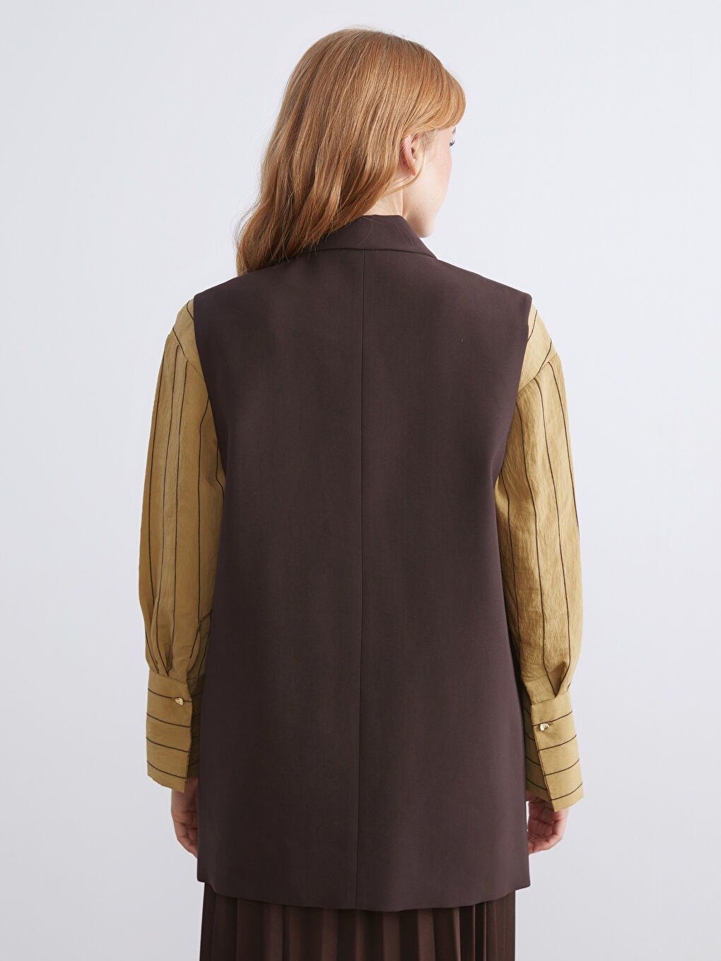Kahverengi Kruvaze Yaka Kadın Klasik Yelek-4