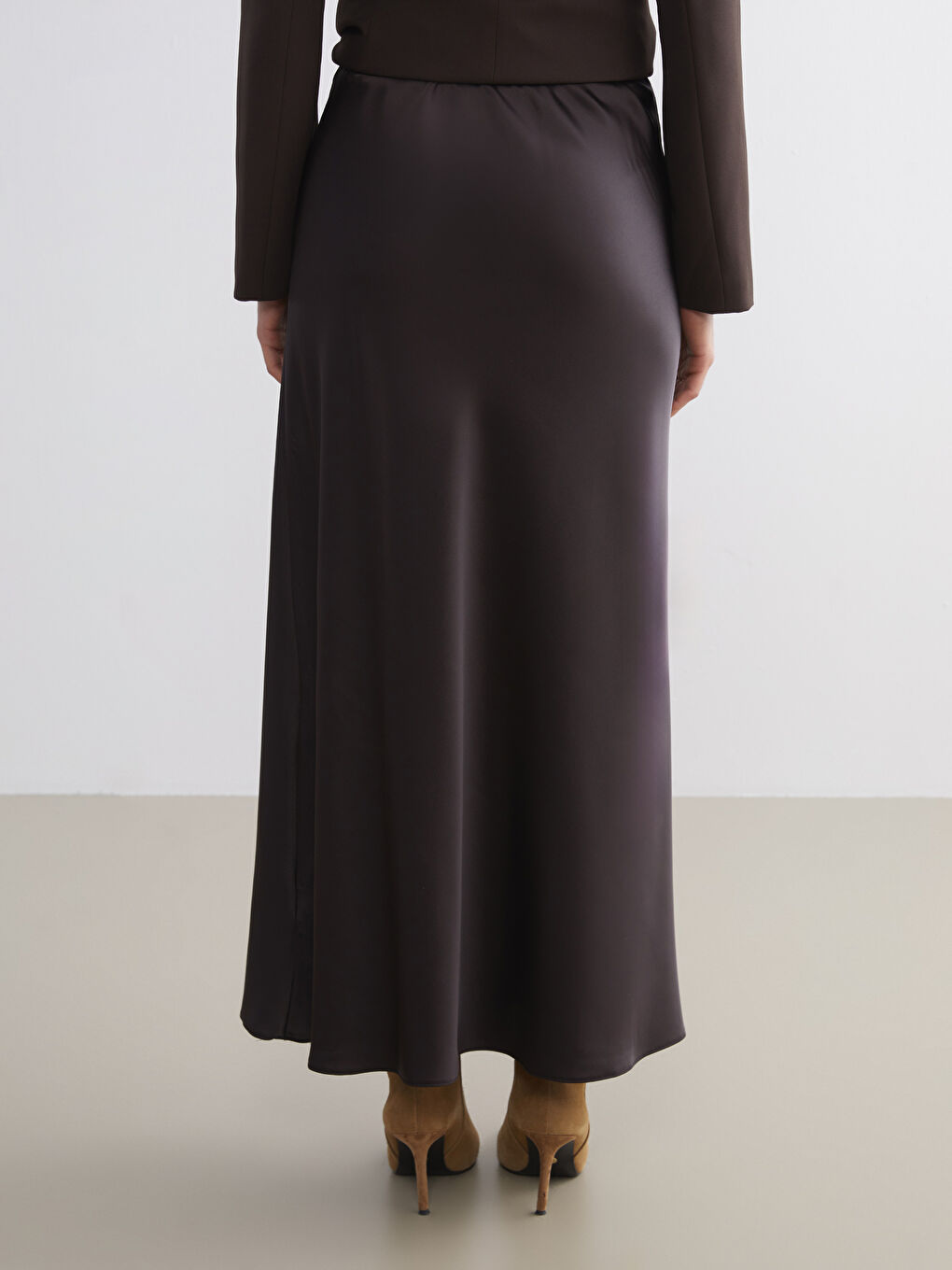 Kahverengi Dar Fit Saten Etek-6