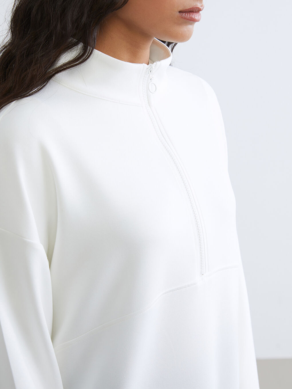 Ekru Dik Yaka Kadın Sweatshirt Tunik-2