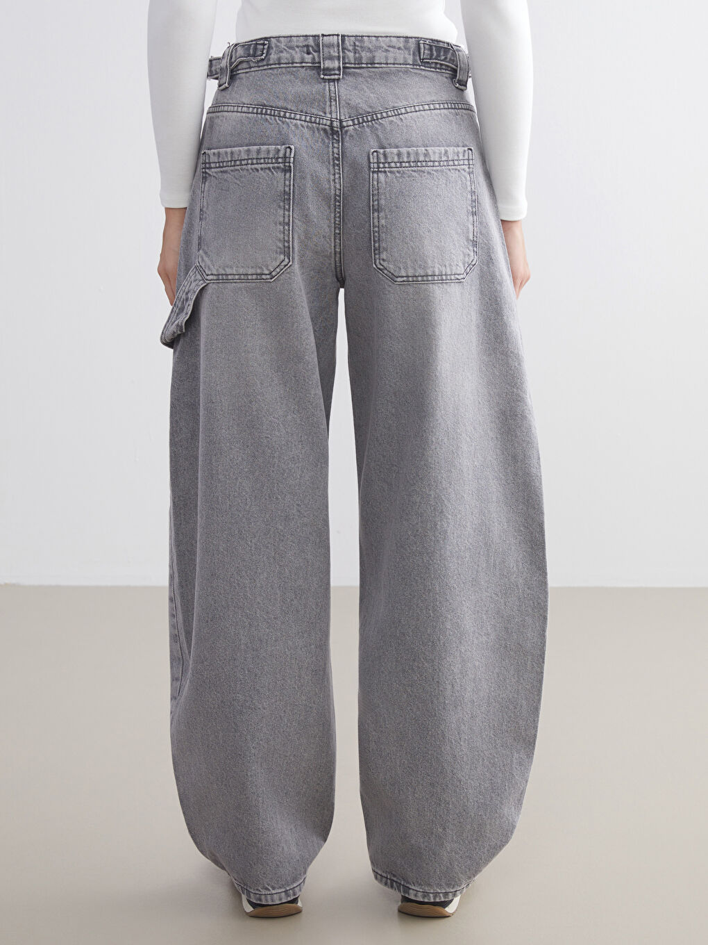 Gri Baggy Fit Kadın Jean Pantolon-4