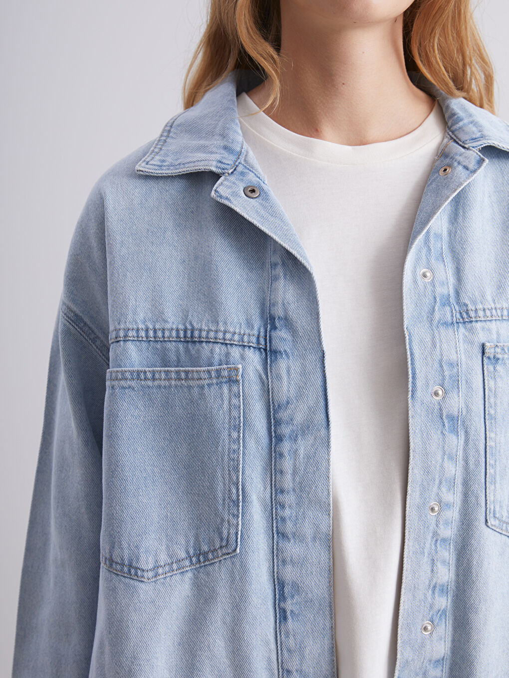 Стандартный крой Женская джинсовая рубашка-2