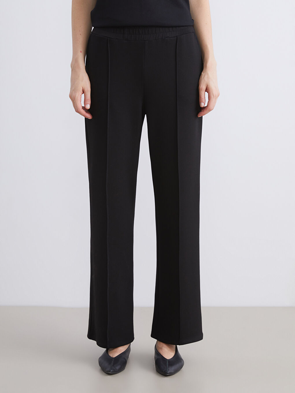 Women's Sweatpants with Elastic Waist-3