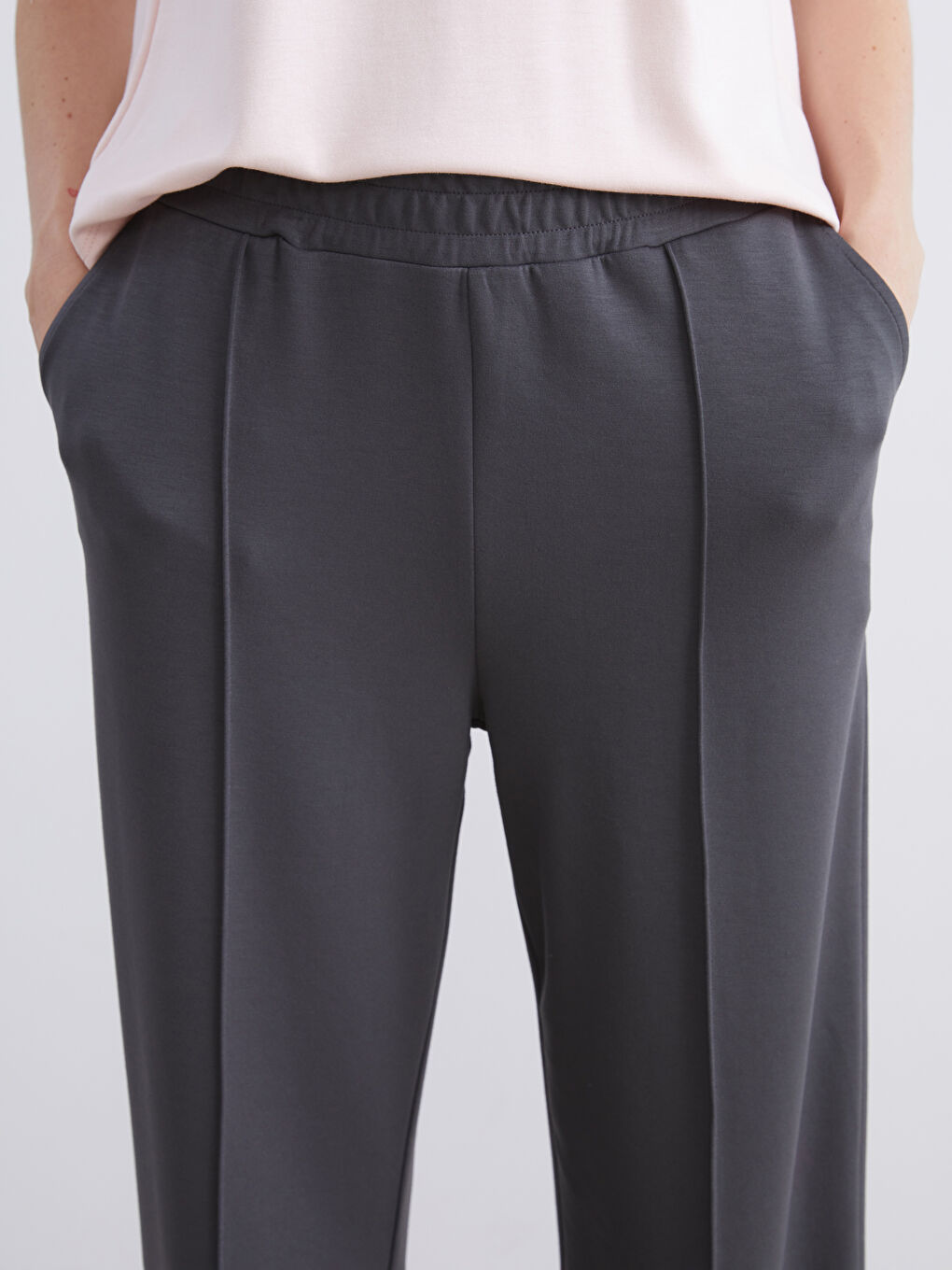 Women's Sweatpants with Elastic Waist-4