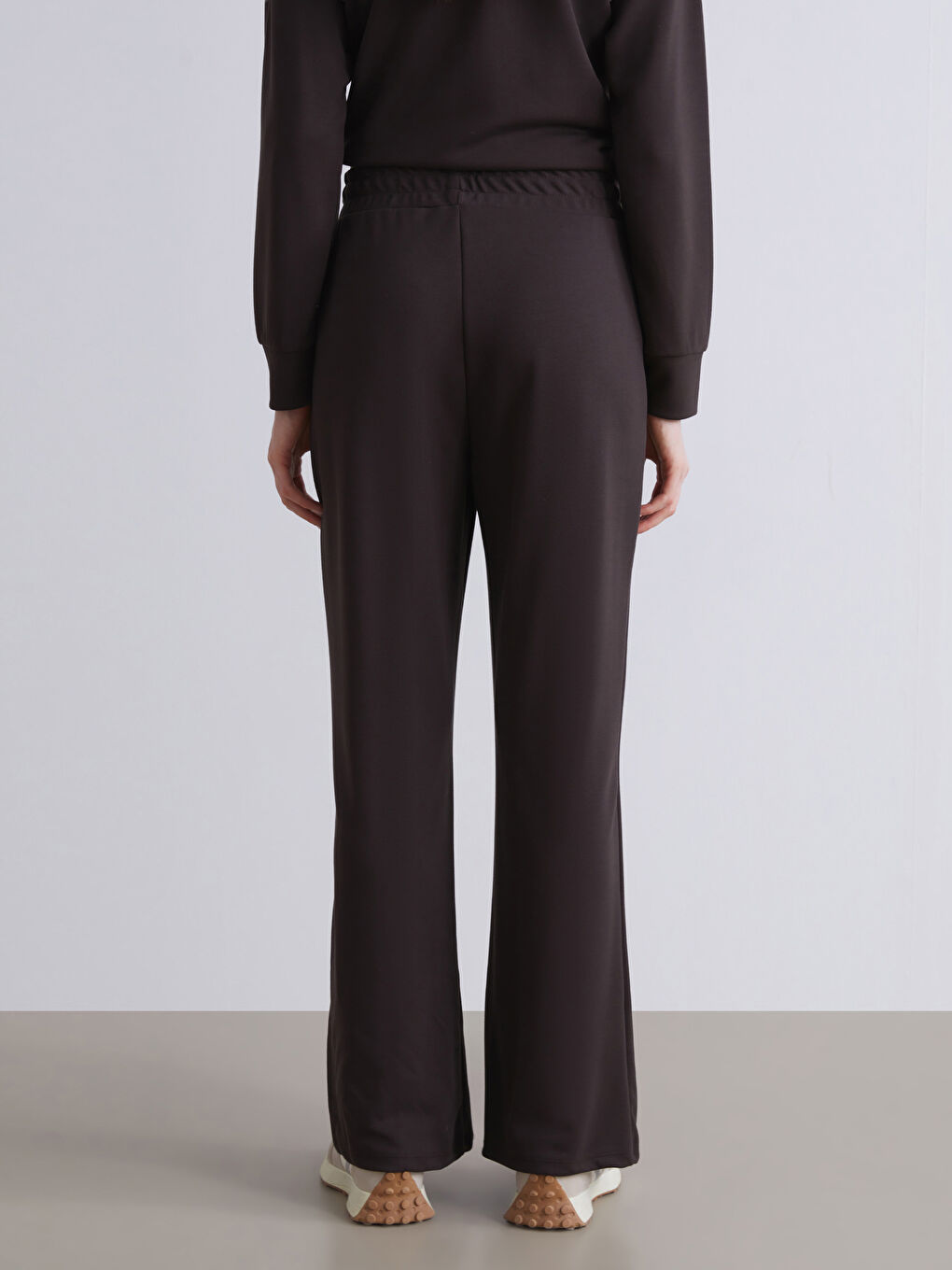 Kahverengi Beli Lastikli Kadın Eşofman Altı-5