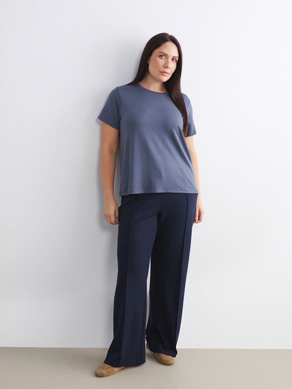 Women's Sweatpants with Elastic Waist-1
