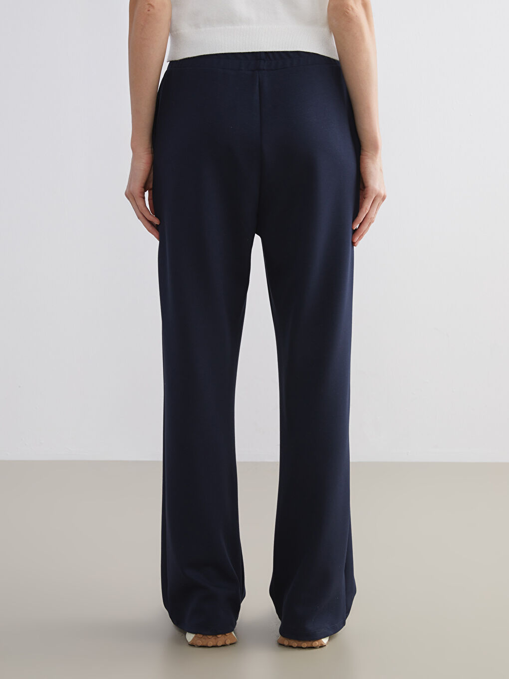Women's Sweatpants with Elastic Waist-4