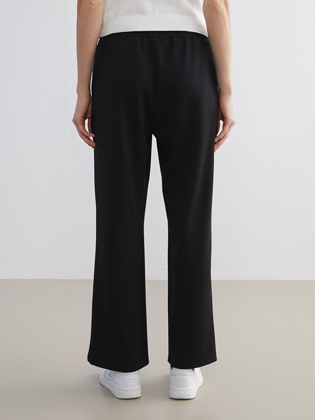 Siyah Beli Lastikli Kadın Eşofman Altı-4