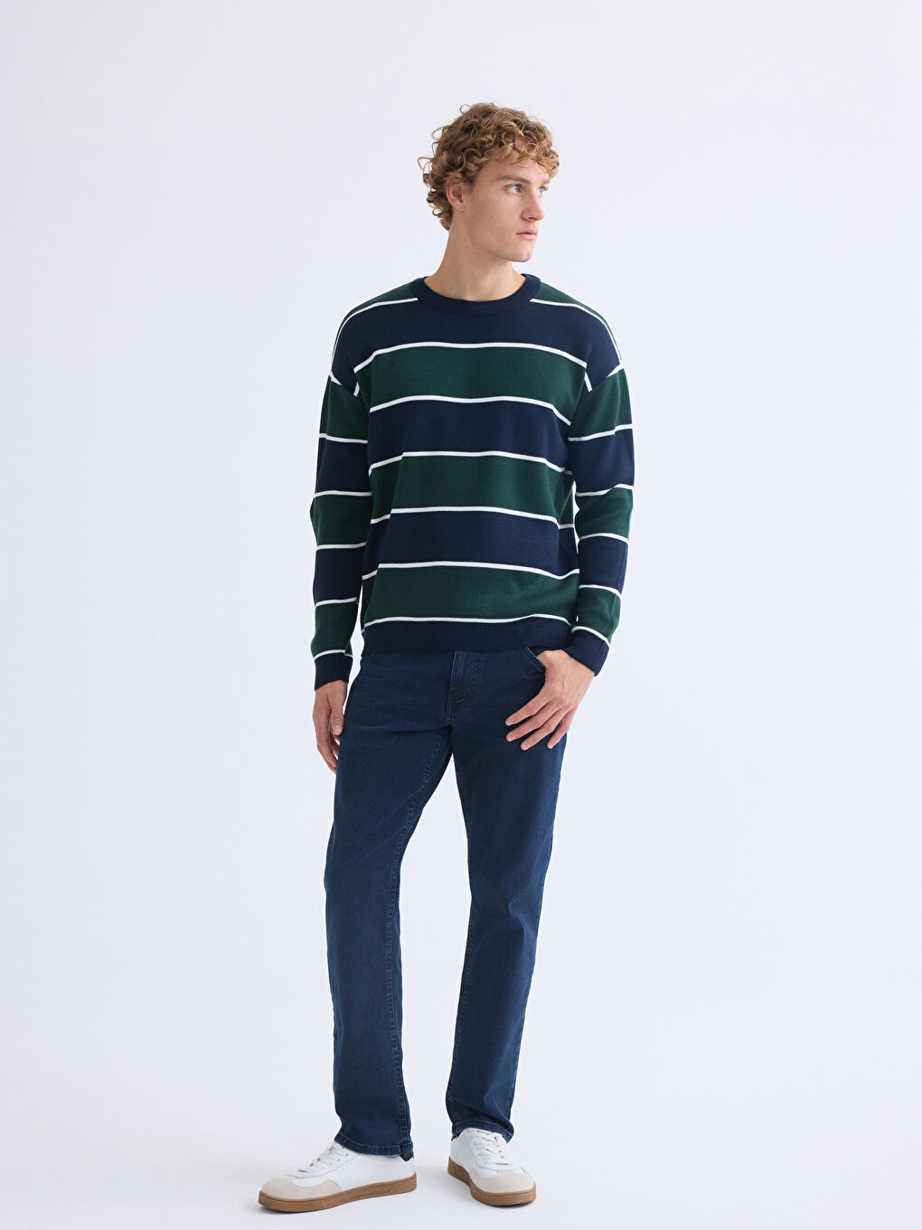 Crew Neck Striped Men's Knitwear Sweater-1