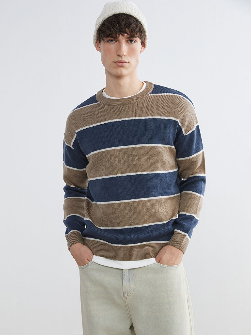 Bej Bisiklet Yaka Çizgili Erkek Triko Kazak