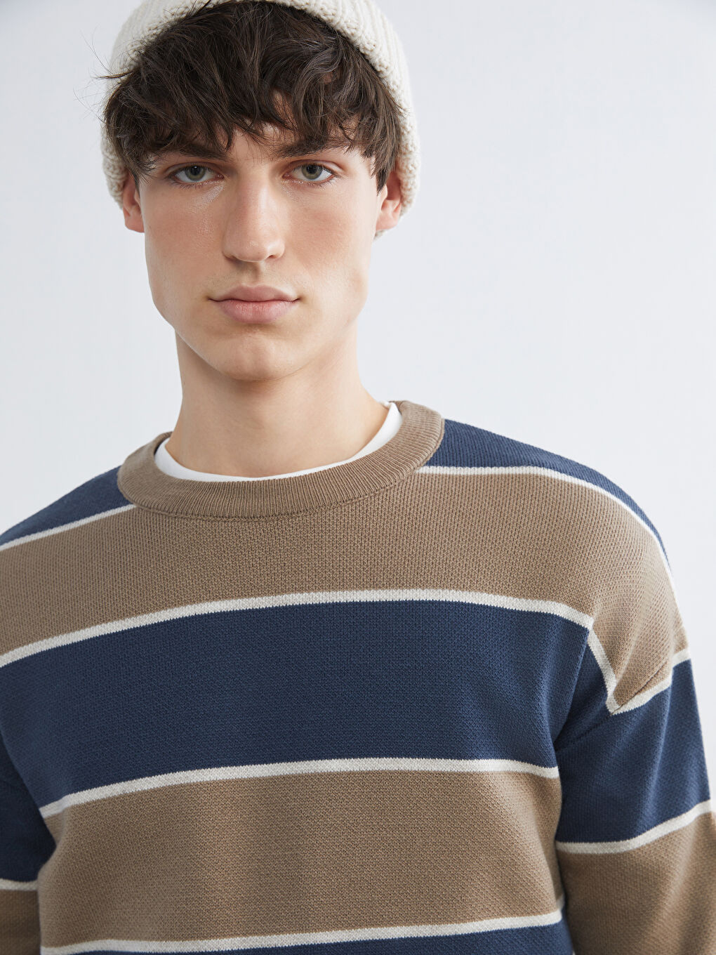 Bej Bisiklet Yaka Çizgili Erkek Triko Kazak-2